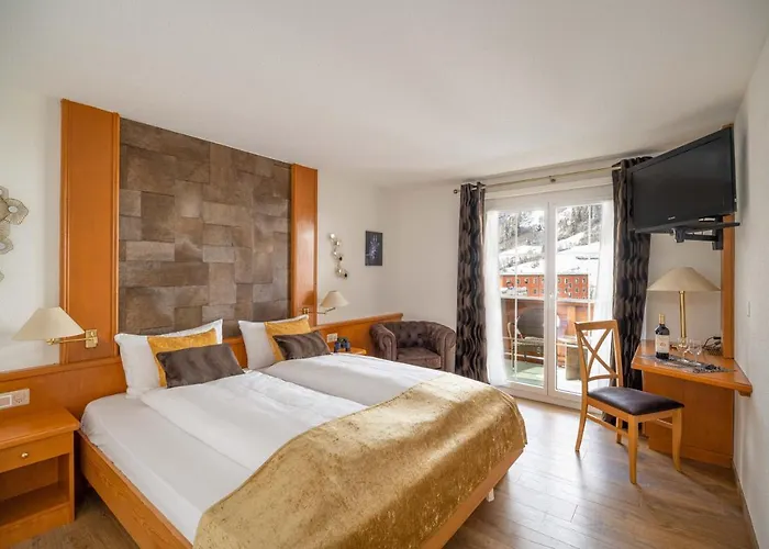 Touristen-chalet Hotel 3*